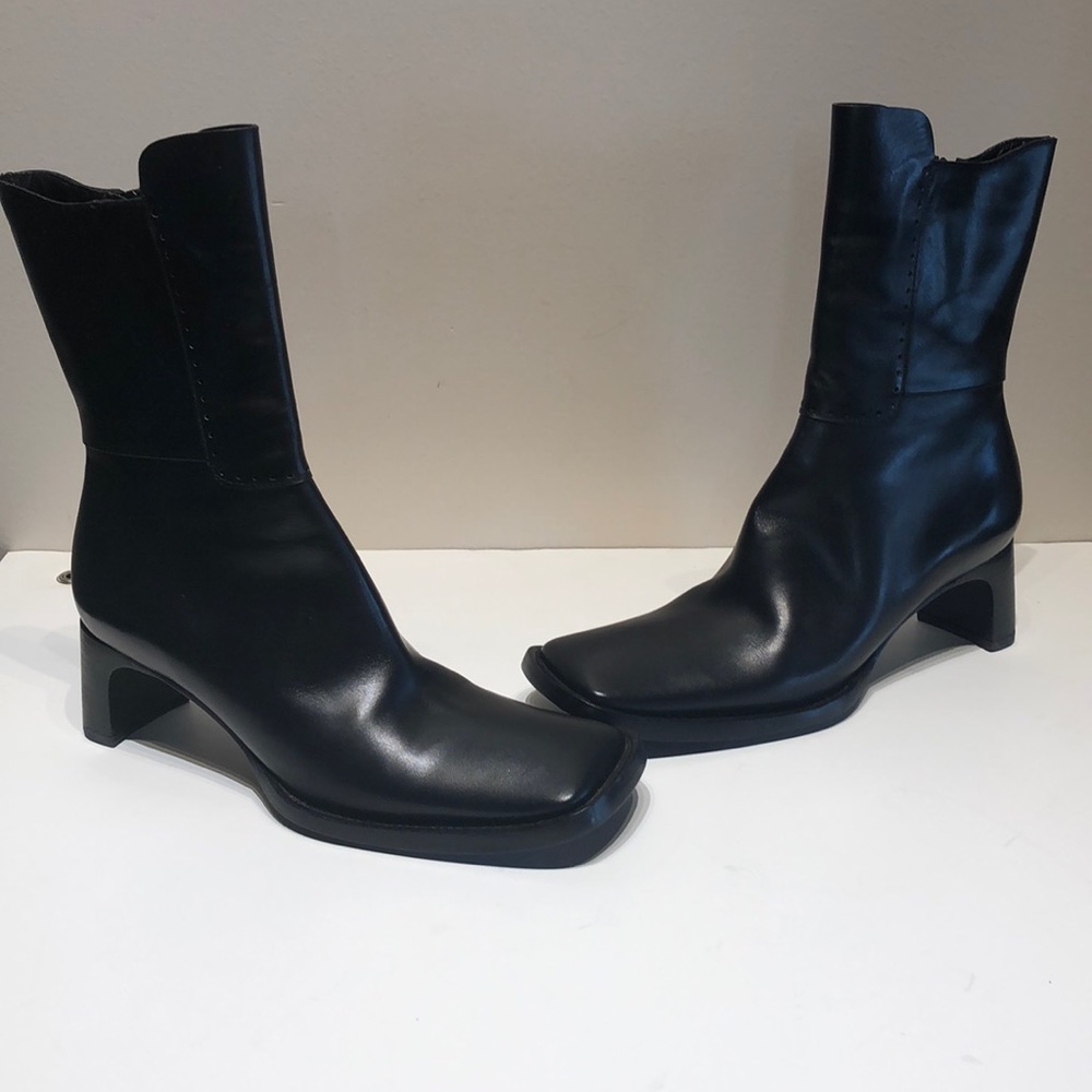 Vintage Costume National Italian Leather Blck Boot - Picture 2 of 5
